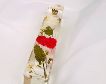 Real Flowers Mezuzah, Clear Resin Mezuzah Case with Real Dried Flowers, Judaica Accessory, Jewish Wedding Gift, Bar/Bat Mitzvah