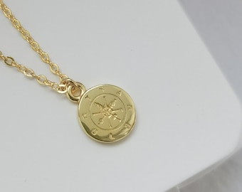 Colar de bússola dourado pequeno, estrela do norte, pingente de moeda medalhão, colar de bússola banhado a ouro 14k, joias delicadas