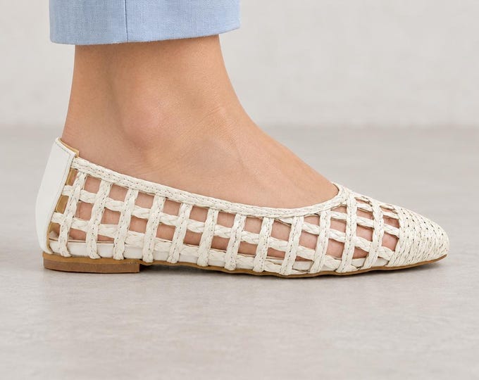 Woven Ballet Flats in White with Braided Detail and a 1 cm Heel