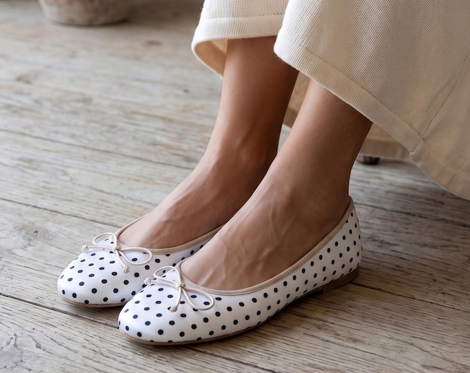 White Polka Dot Satin Ballet Flats with Bow, Handmade Round Toe Slip On Shoes, Comfortable Bridal Flats, Vintage Style Point D'esprit Shoes