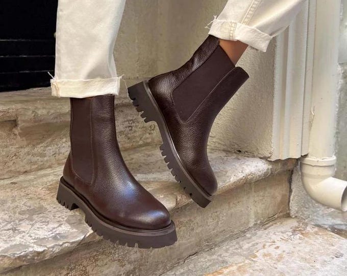 Handmade Leather Chelsea Boots: Thick Sole Winter Shoes