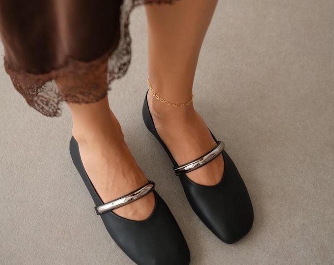 Gold Bar Detail Square Toe Ballerina Flats, Chic Black Women’s Mary Janes, Elegant Minimalist Wedding Guest Shoes, Comfortable Slip Ons