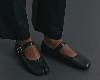 Leather-Look Split-Toe Loafers: Women's Vintage Strap Shoes