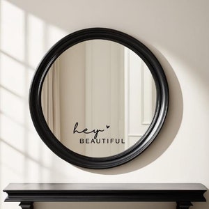 Specchio adesivo | Dicendo "Ehi bella" | Adesivo specchio personalizzato | Decalcomania da bagno | Decorazione per il bagno | Vinile | Cuore