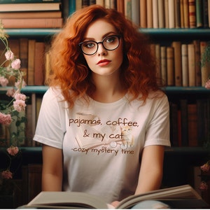 książki kryminalne, książki kryminalne, kryminały, bookstagram, rzeczy książkowe, gadżety booktok, agatha christie, detektyw, pudełko z książkami