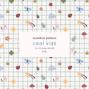 Pode incluir: Padrão sem costura com fundo quadriculado apresentando ilustrações lúdicas de abelhas, borboletas, joaninhas, flores, nuvens, arco-íris e estrelas. O texto "cool kids" é exibido em um retângulo branco. O padrão tem 30.48 x 30.48 cm.