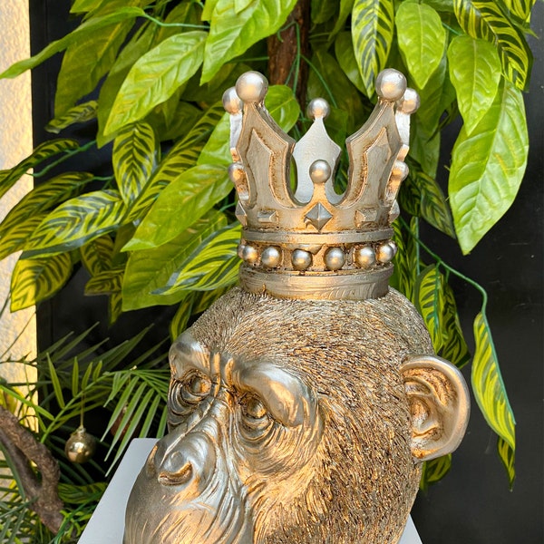 Silberne große König Gorilla Statue, Affenkönig Skulptur, überfüllte Affenfigur, Einzigartiges Geschenk für Affenliebhaber, Realistische Affentierverzierung