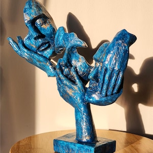 Sehen Sie kein Übel, hören Sie kein Übel, sprechen Sie kein Übel Maskenskulptur, 11,42 Zoll blaue Gesichtsmaskenstatue, Die Maske einer stillen Gesichtskunst, abstrakter Maskendekor