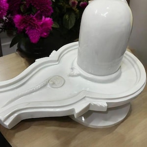 18&quot; elegant wit marmer Shiva Lingam Shivling natuursteen gepolijst hindoeïstisch religieus idool huis- en tempeldecor Handgemaakte geschenken