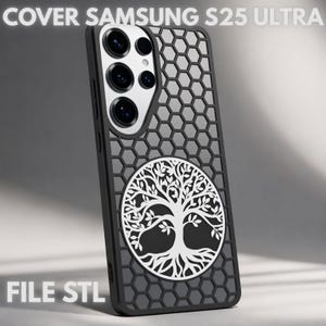 Può includere: Una cover nera per Samsung S25 Ultra con un grafico circolare bianco raffigurante un albero della vita sul retro. La custodia presenta una texture a nido d'ape nera in rilievo sulla superficie e il testo COVER SAMSUNG S25 ULTRA FILE STL.