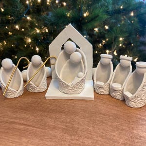 Handcrafted, Minimalist Simple Nativity Scene