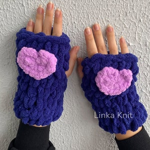 Special heart gloves for Valentine's Day,Gift heart gloves,Winter fluffy gloves with hearts,handmade woven winter heart gloves zdjęcie 1