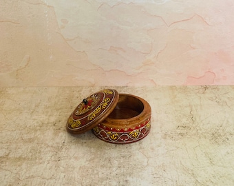 wooden round shaped box handmade and handpainted box for storing small jewellery, indian old traditional round box with vintage polish