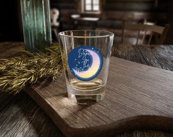 Tanz im Mondlicht Schnapsglas | Halbmond Nachthimmel