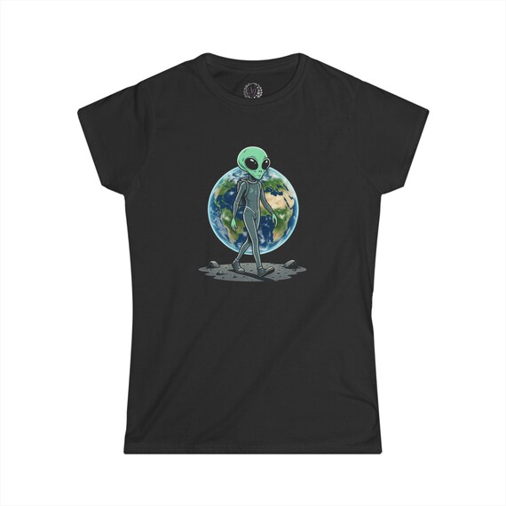 Alien Earthrise Standing on Moon T-Shirt | Space Extraterrestrial Graphic Tee