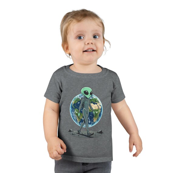 Cool Alien Walking on Moon Earthrise Toddler T-shirt | Cute Space Illustration