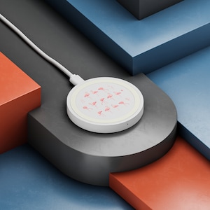 Pink Flamingo - Quake Wireless Charging Pad