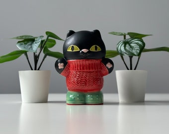 Ceramic Cat, handmade animal sculpture, Cat lover gift, cute Cat art, home decor Cat, matte black Cat, maneki neko Cat