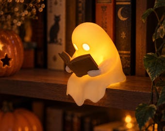 Halloween Geist mit Buch | süße 3D-Druck Deko | Geschenk für Leseratten | Herbstdeko für Bücherregale