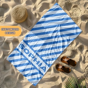 Toalla de playa de rayas retro personalizada, toalla de dama de honor de estilo retro, toallas para fiestas en la piscina, regalo de cumpleaños, regalo de playa, toalla de natación