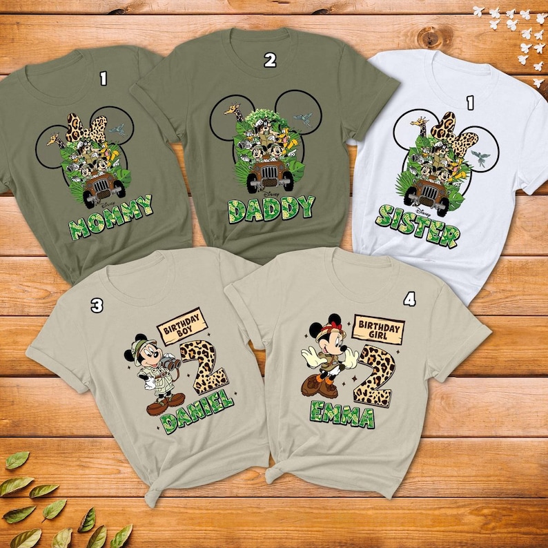 Chemise d'anniversaire personnalisée Mickey et ses amis Family Kingdom, chemise d'anniversaire garçon fille, chemise d'anniversaire safari Mickey et ses amis image 1