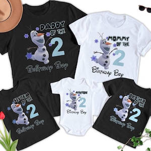 Camiseta personalizada de cumpleaños de Olaf, divertida camiseta a juego de Olaf Frozen, regalo familiar de Navidad con el muñeco de nieve Olaf, camiseta de cumpleaños infantil imagen 1