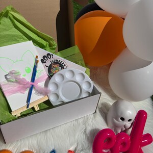 Slumberr&#39;s Boo Box DIY Halloween Painting Kit – Black or Glow-in-the-Dark Outline, Easel, Paint & More
