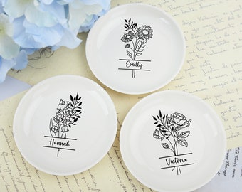 Custom Jewelry Dish, Personalized Birth Flower Ring Dish, Bridesmaid or Friend Gift, Wedding Ring Dish, Birthday Gift for Mom,Hen Party Gift