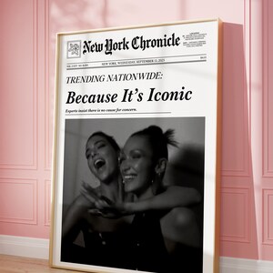 トレンディな新聞ウォールアート、ニューヨークのニュースプリント | ヴィンテージバーカート、イットガール寮のレトロなウォールアート | ニューヨークタイムズのウォールアート、プレッピーなガーリーアート