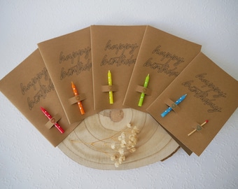 Handgemachte Geburtstagskarte mit Kerze, individuelle Grußkarte, feierliches Design, Geburtstagsfeier, handgemachter Gruß