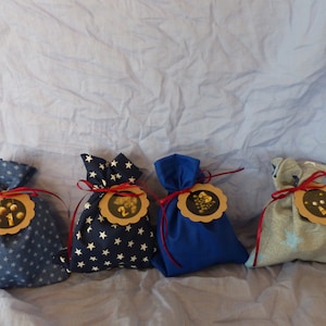 24 Advent calendar bags to fill