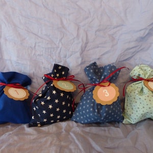 24 Advent calendar bags to fill