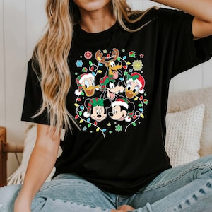 Chemise de Noël Mickey et ses amis avec cadeau gratuit, t-shirt cadeau de Noël, chemise de Noël, chemise drôle, chemise amis Disney, chemise famille Disney