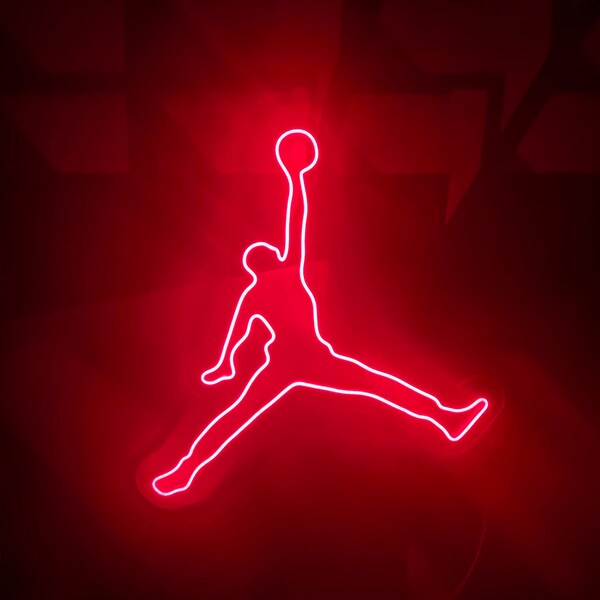 michael jordan sign with nike