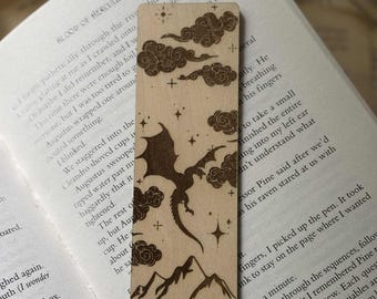 Dragon in the Sky Wooden Bookmark – Laser Engraved Fantasy Bookish Accessory – Gift for Readers, DnD Fans & Dragon Lovers