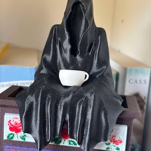 3D Gedruckte Bücherregal Suriel / Ghost / Sensenmann Figur