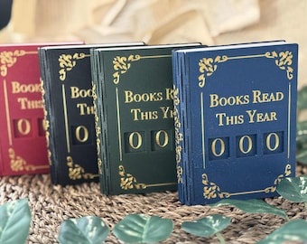 Books Read This Year Tracker – Book Shaped Reading Journal Display with Number Blocks – Book Lover Gift Reading Nook Decor, Bibliophile Gift