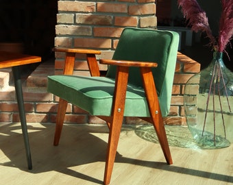 Fauteuil vintage Origin modèle 366 par J. Chierowski, 1960 Pologne design moderne velours vert marron foncé bois de hêtre rénové