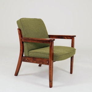 Retro Lounge Chair Green Boucle Upholstery, Ergonomic shape, Vintage Style, Dark Walnut Color Wood