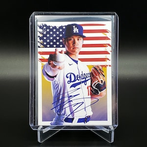 Tarjeta autógrafa facsímil de Shohei Ohtani 2024 #17 de Los Angeles Dodgers, Mint
