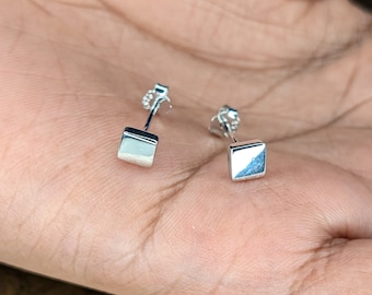 Square Silver Stud Earrings (925 Sterling Silver) Flash Thunder, Gift Ideas, Premium Womens, Mens Unisex Cute petite friendship wedding