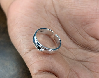 Blackstar Open Ring (925 Silver) Sterling Silver, Bold Jewellery Cute Gifts, Star, Girls Ring Petite, Adjustable Ring, David Bowie, Hammered
