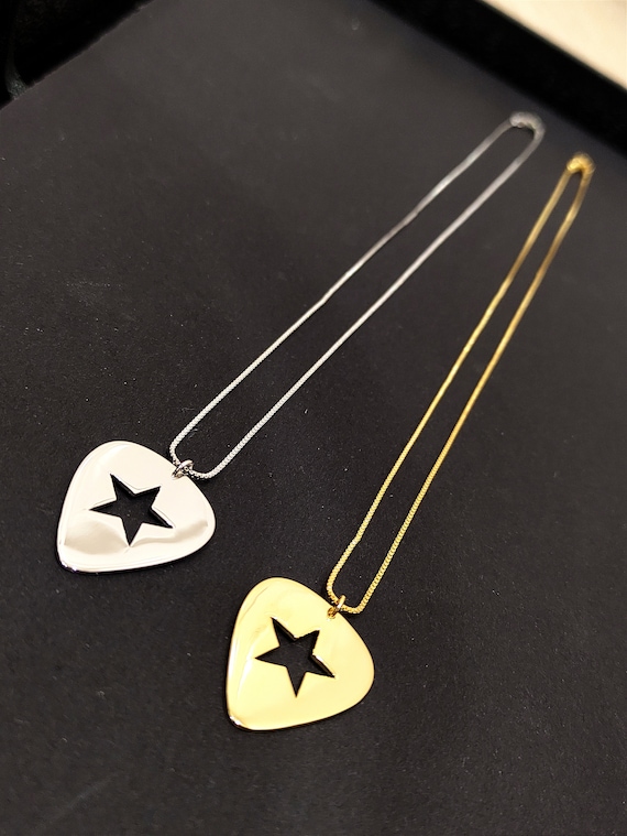Guitar Pick Star Pendant and Box Chain (925 Silver) Blackstar