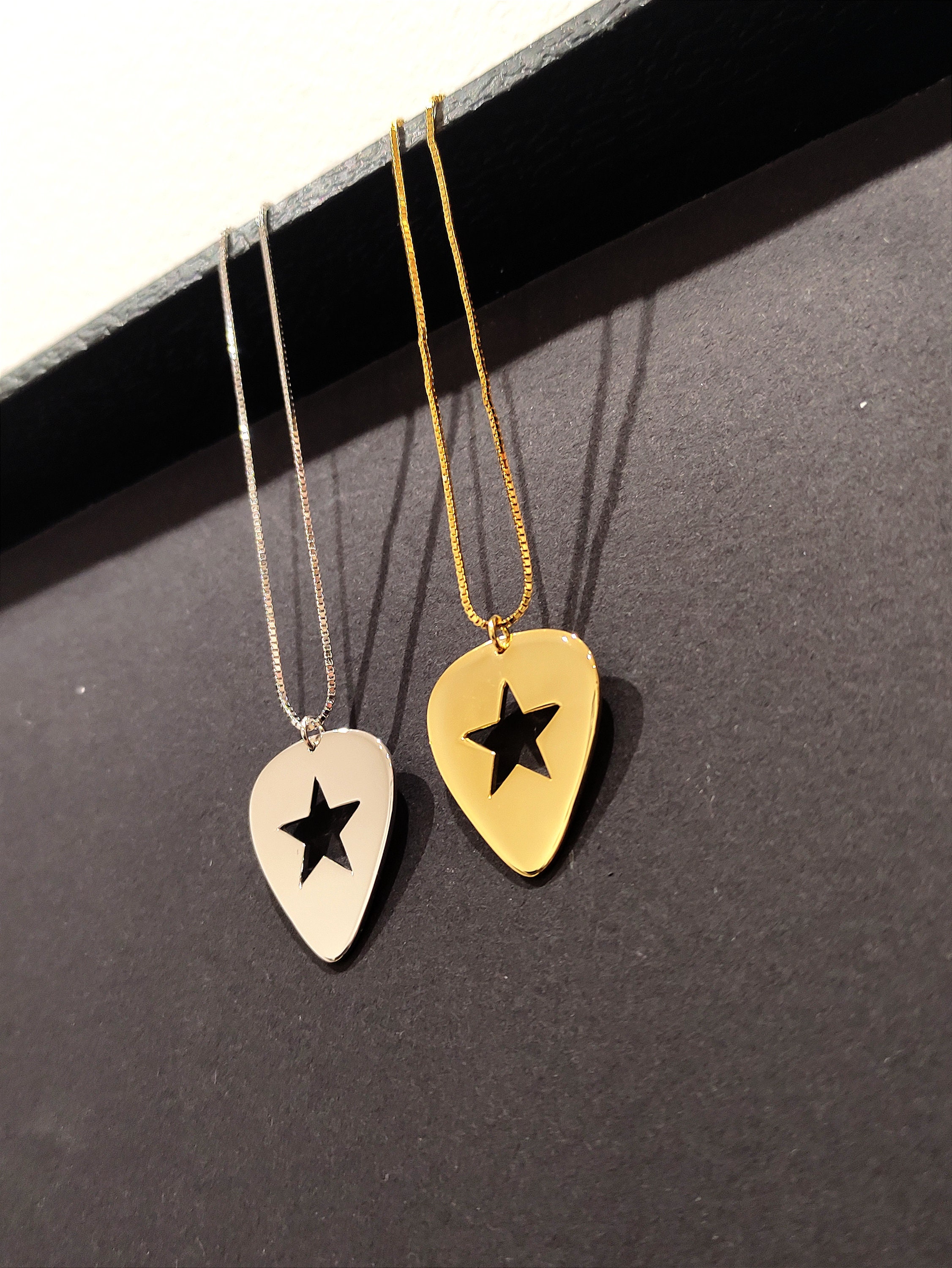 Guitar Pick Star Pendant and Box Chain (925 Silver Guitar Pick Star Pendant and Box Chain (925 Silver