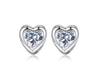 Sparkling Heart Cubic Zirconia Stud Earrings (925 Silver) Gold/Silver, Love, Cute, Anniversary, Engagement, Gift, Party, Wedding, Daily Wear