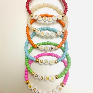 Pulsera de la amistad personalizada: pulsera personalizada con nombre y cuentas, regalos al por mayor
