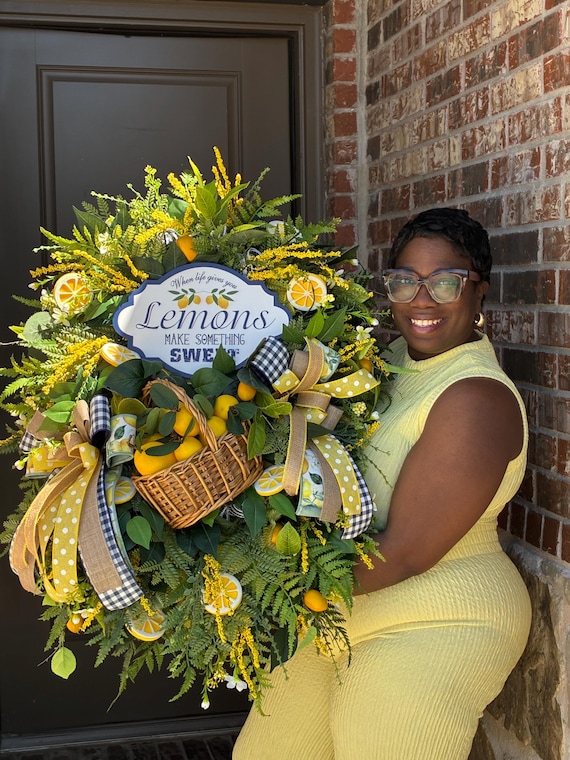Custom Lemon Wreath, Summer Front Door Decor, Handcrafted Yellow Floral Arrangement
