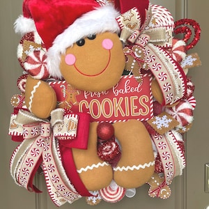 Lebkuchen-Weihnachtskranz: Festliche Süßigkeiten & Pfefferminzdekoration