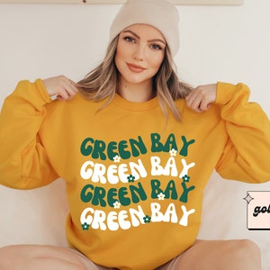 Trendy Green Bay Football Sweatshirt, Green Bay Mascot Retro Game Day Shirt, Groovy American Football Hoodie, Women&#39;s Football gear
