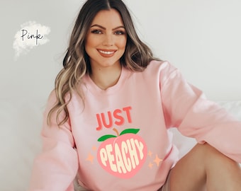 Just Peachy Sweatshirt | Retro Peachy Crewneck | Peach sweatshirt | Fruit Sweater | Feminine Hoodie | Trendy Peaches Shirt | Cute Vegan Tee